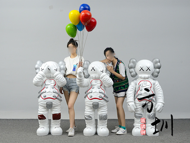 玻璃鋼雕塑是什么